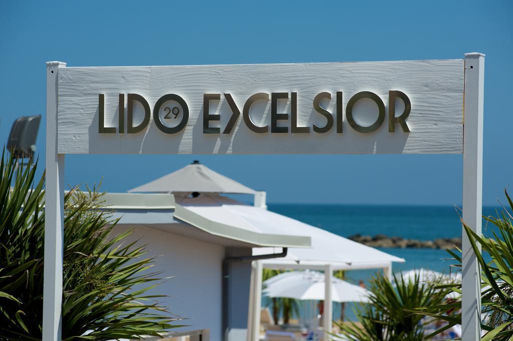 Excelsior Hotel, Spa & Lido Pesaro Bagian luar foto